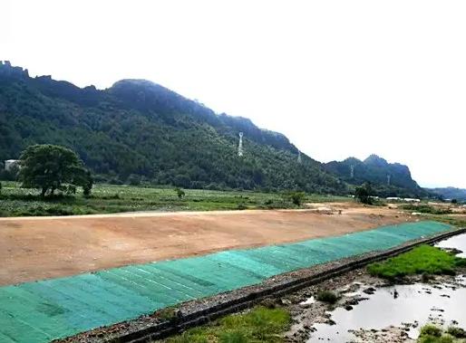 植生毯适用于各种稳定的土质、土石边坡，坡度小于或等于30°的作业带